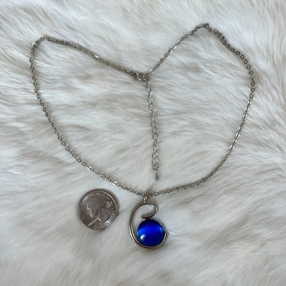 BEautiful Blue Glass Bead Pendant Necklace Silver Tone Adjustable 10829 - Picture 7 of 8